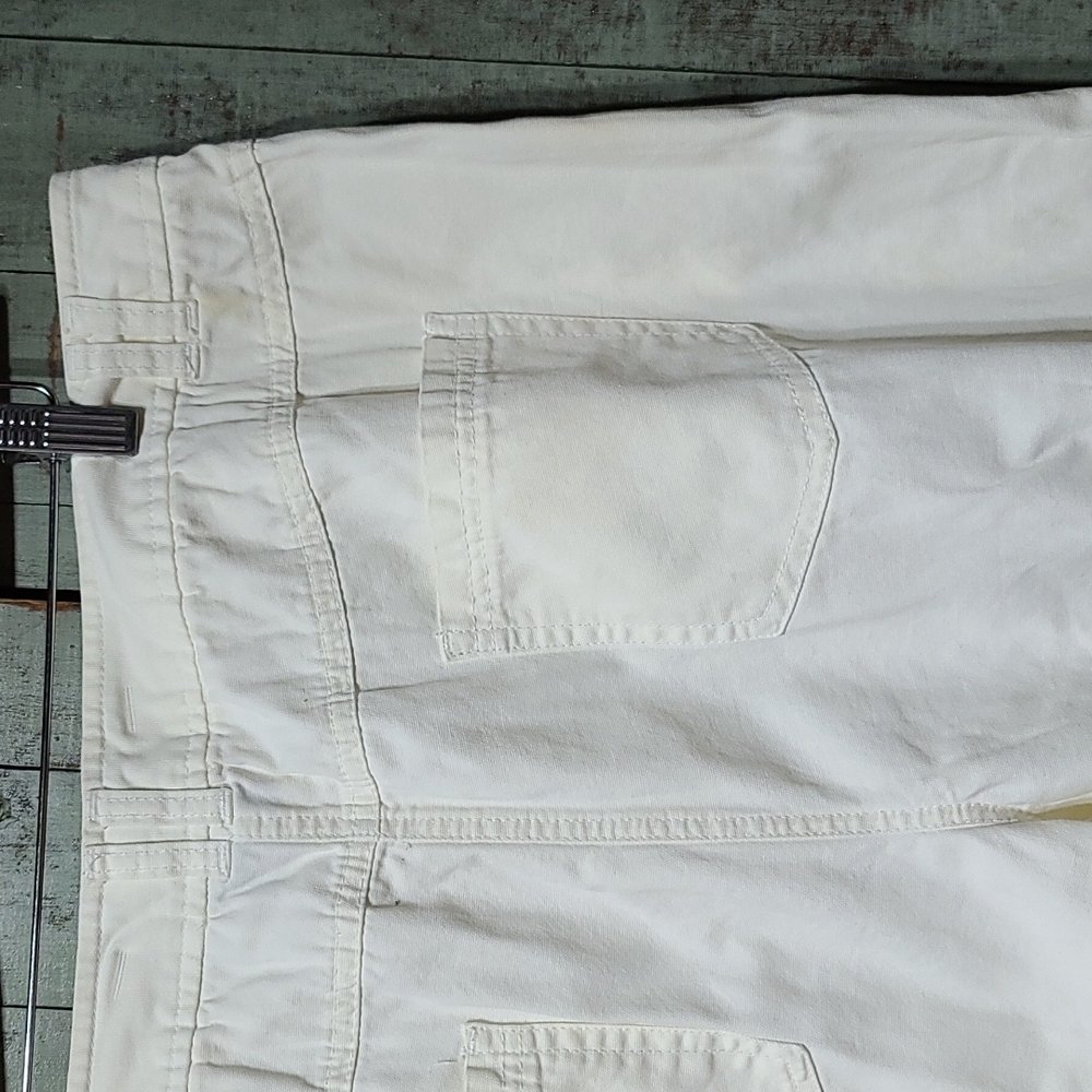 Classic Elements Wide Leg Capris - image 6